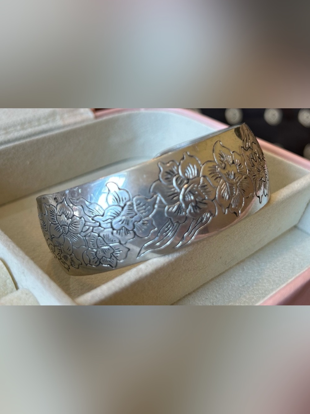Designer Lisa Leonard Floral Engraved Silver Tone Cuff Bracelet
